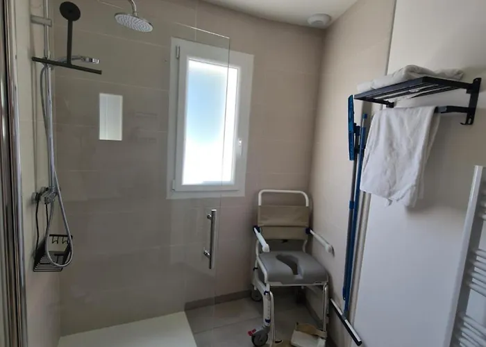 Nyaraló Maison Proche De La Coulee Verte Et Commodites *