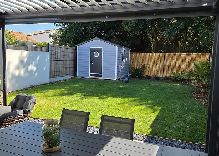 Maison Proche De La Coulee Verte Et Commodites Nyaraló Saint Gilles Croix de vie